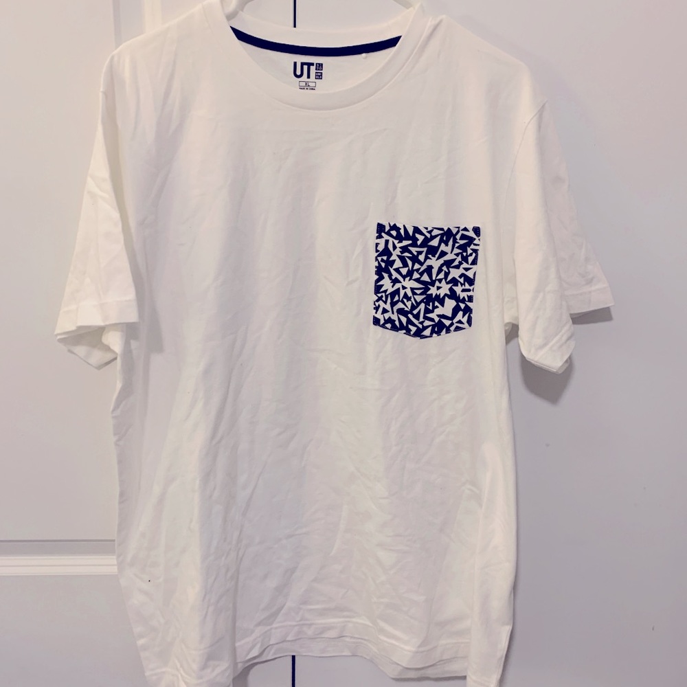 Uniqlo T shirt